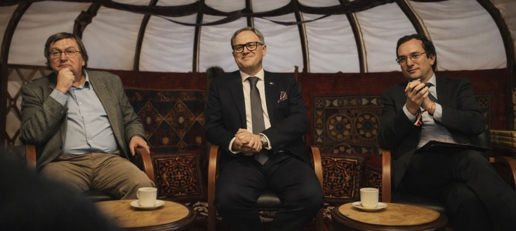 Bruxelles–Astana : la Constitution comme outil de puissance  